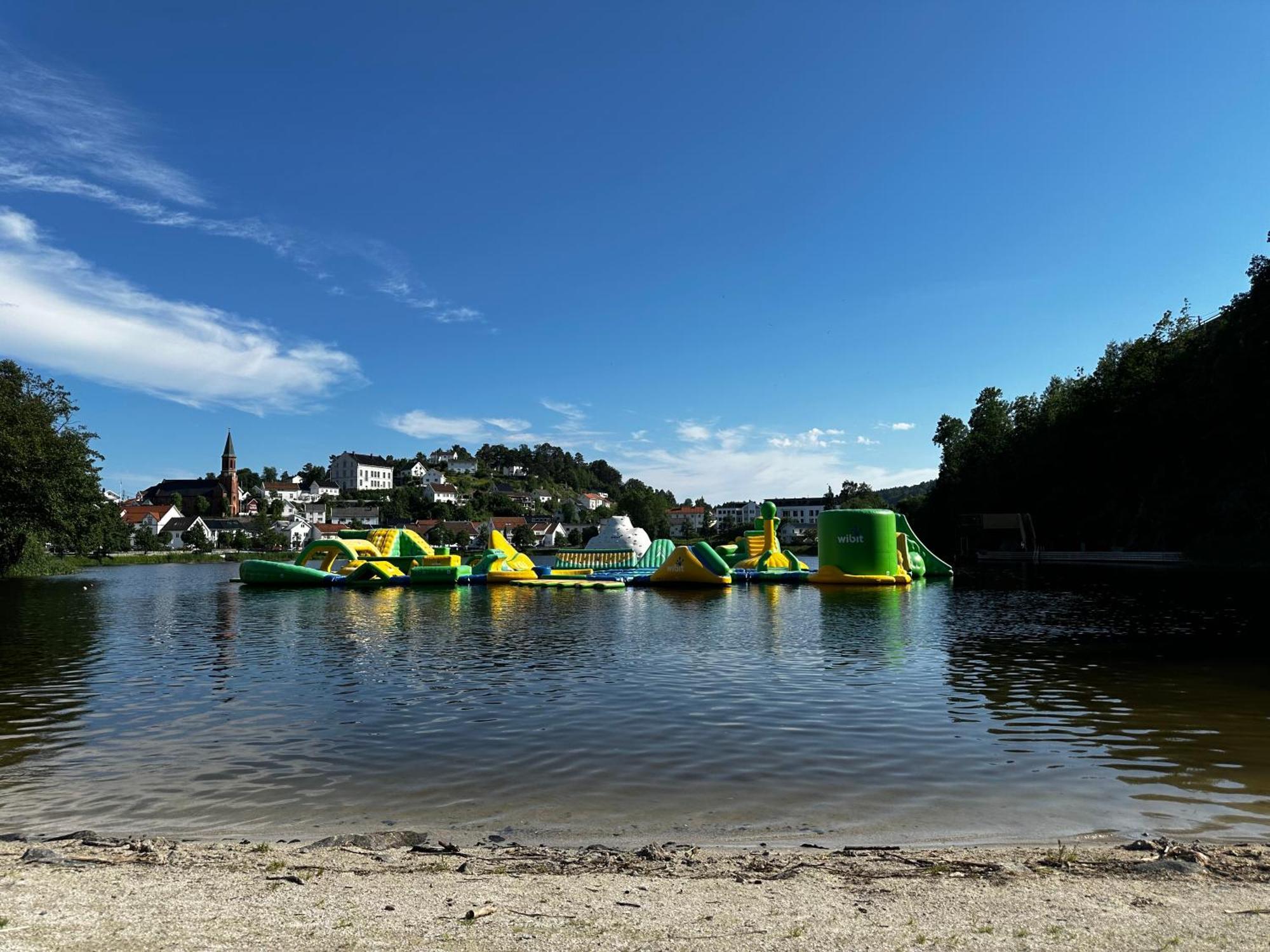 Familievennlig Apartment Tvedestrand Eksteriør billede